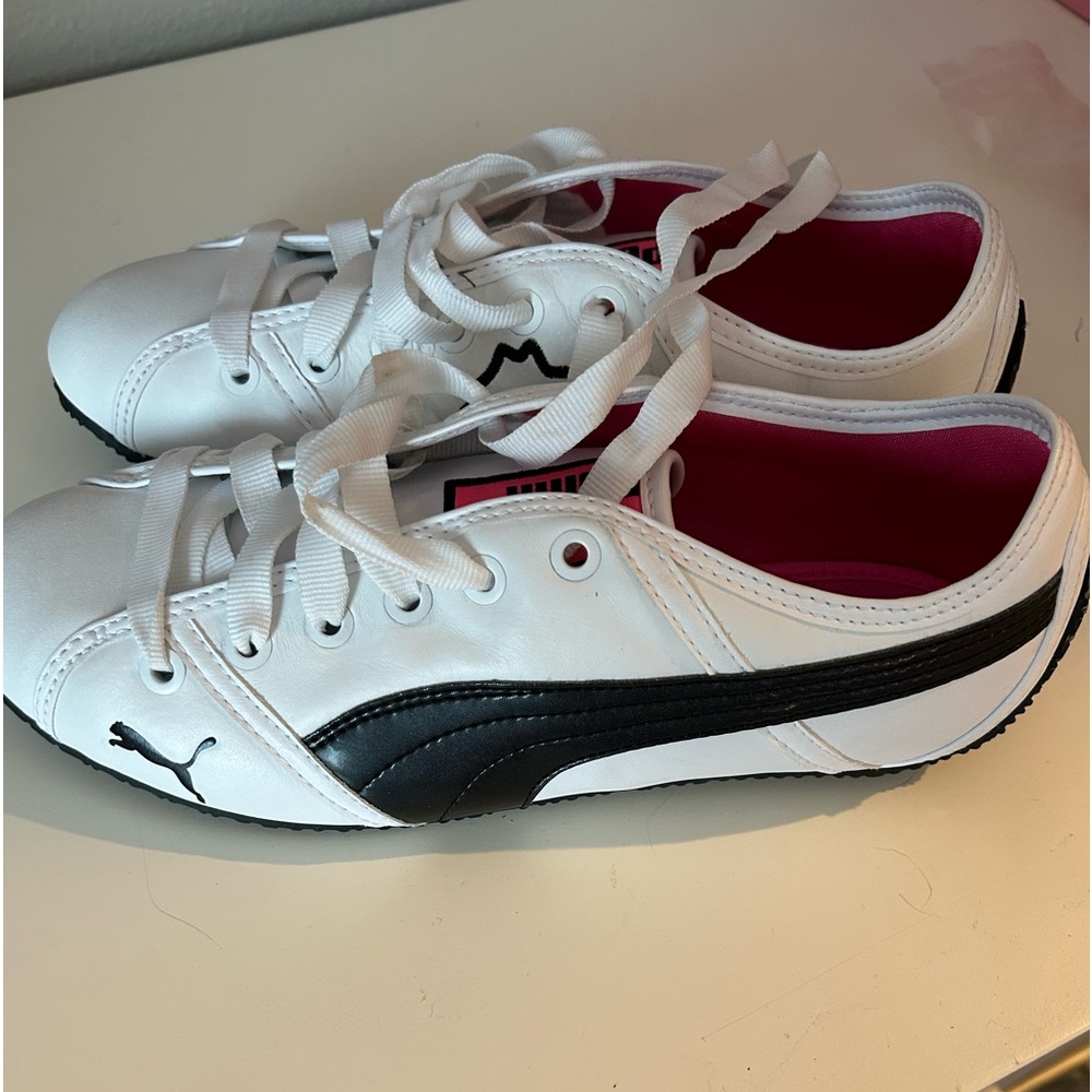 Brand new puma tennis shoes, size 7 1/2